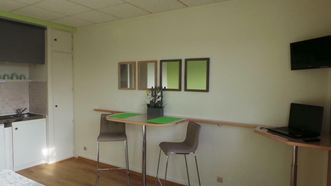 Studios Etape Du Lac Bourbon-Lancy Exterior foto