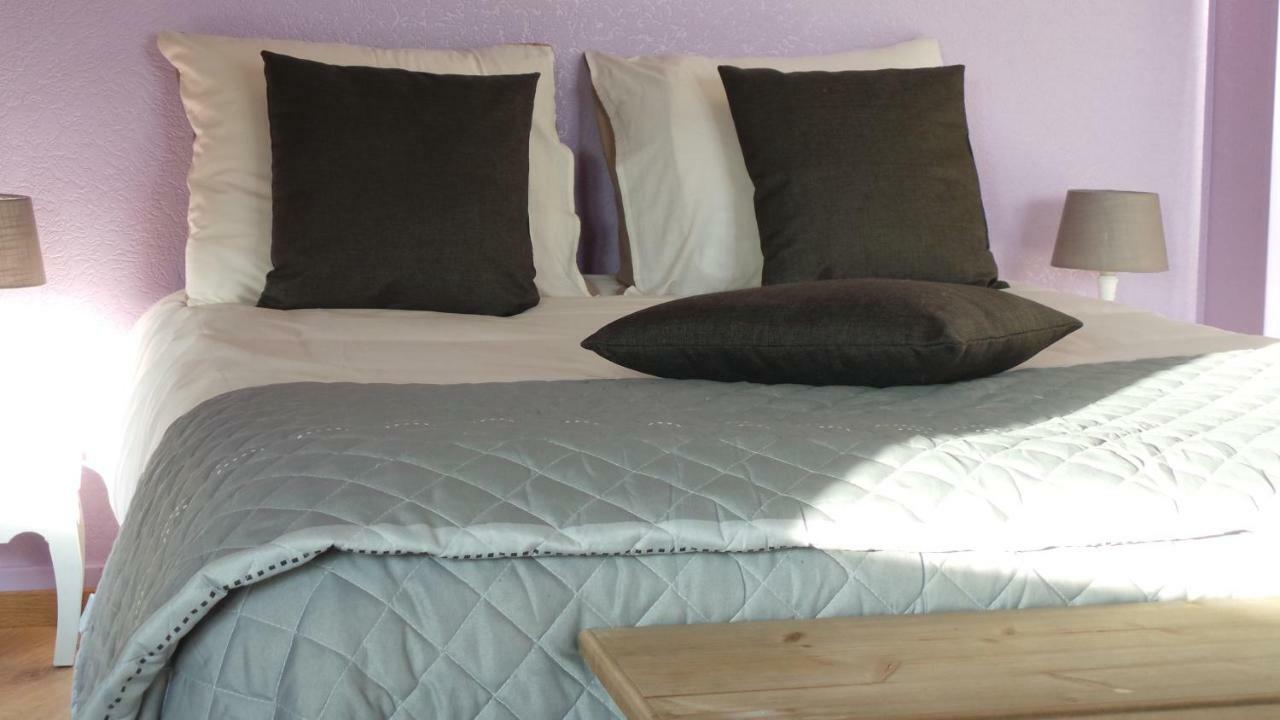 Studios Etape Du Lac Bourbon-Lancy Exterior foto